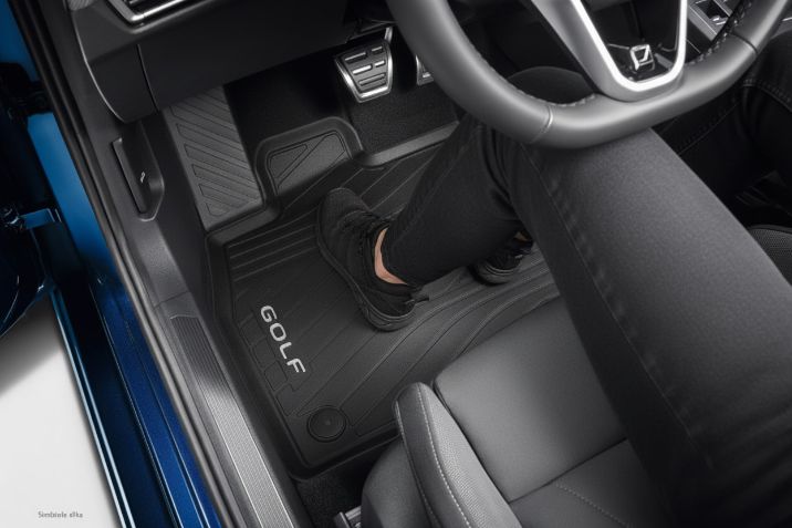 GUMIJASTVI%20TEPIHI%20ZA%20AVTO%20ORIGINAL